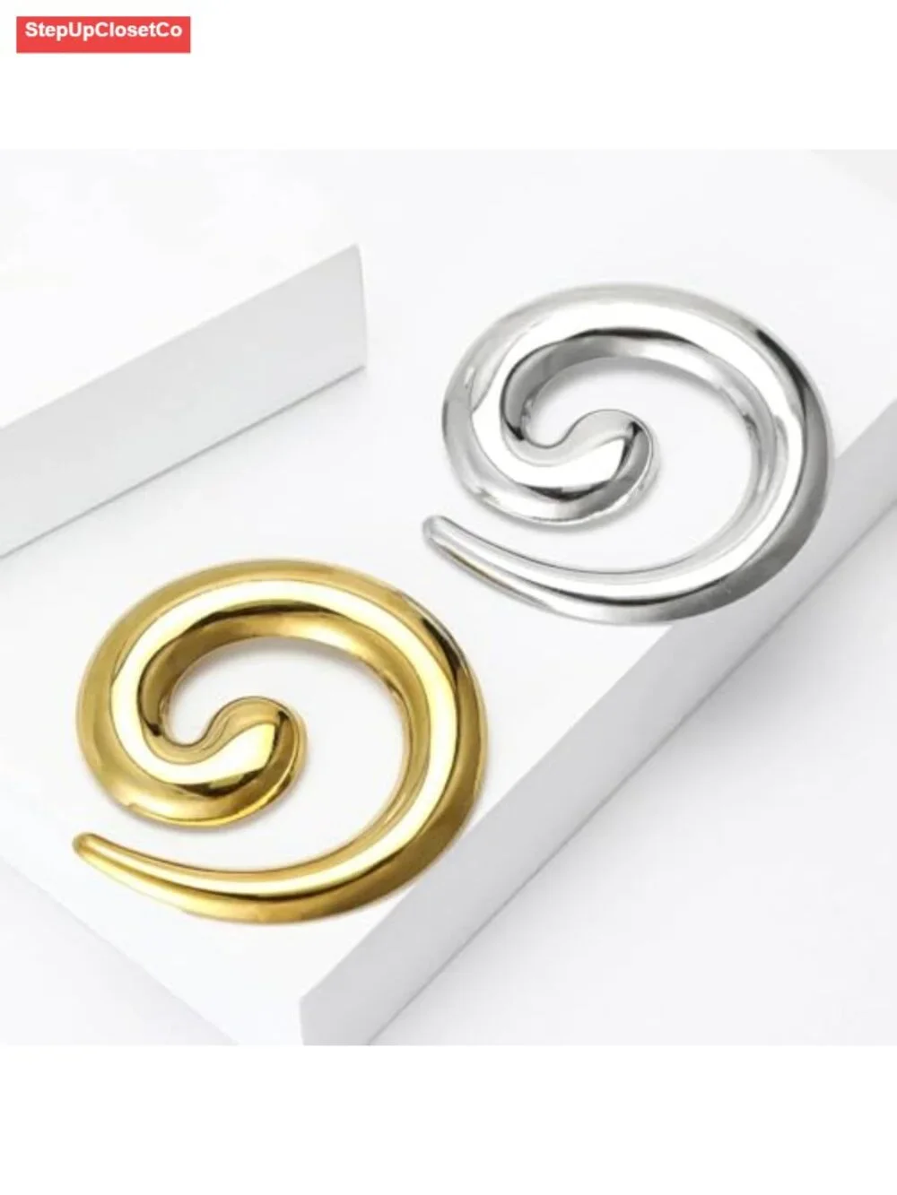 Spiral Brooch Pin for Women Alloy Crafted Statement Lapel Pin
